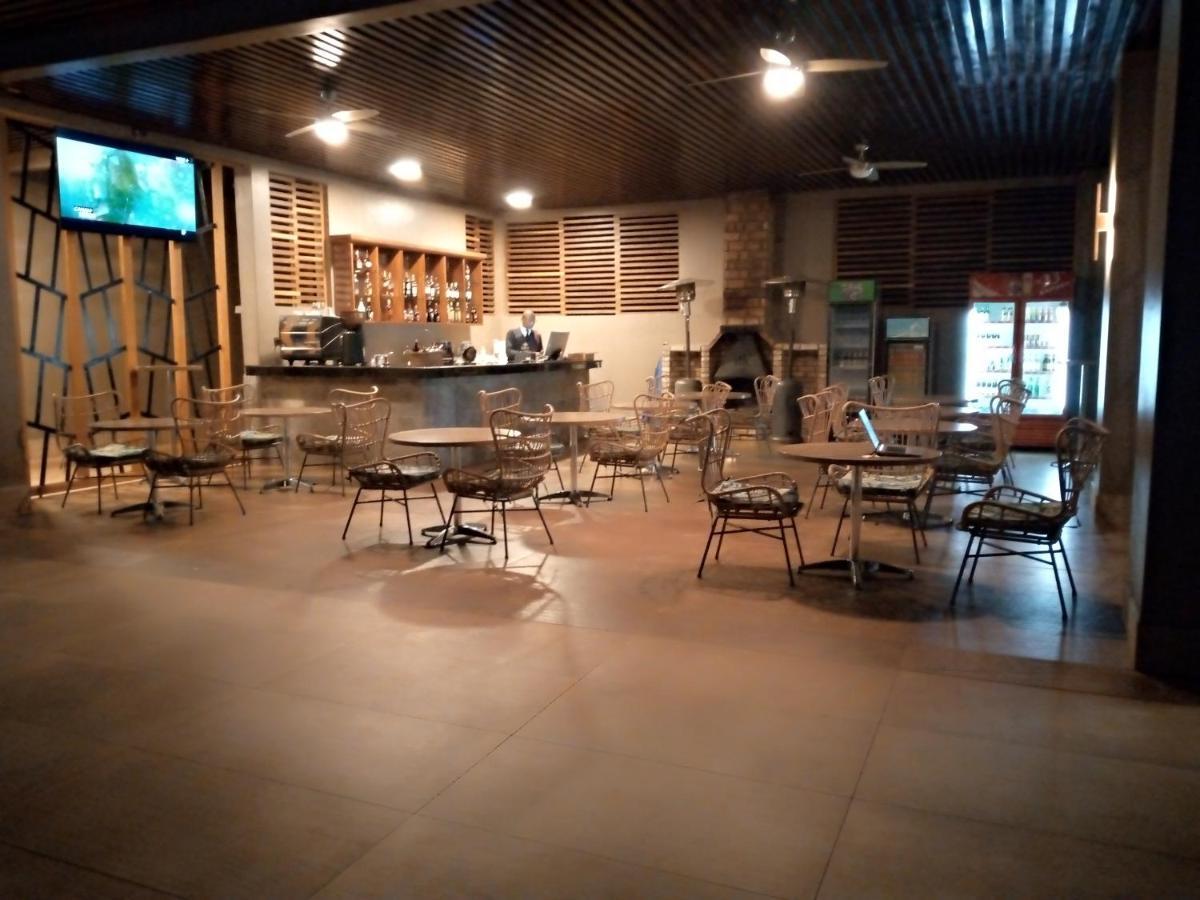 Tagidor Garden Resort And Spa Bangou Exteriör bild